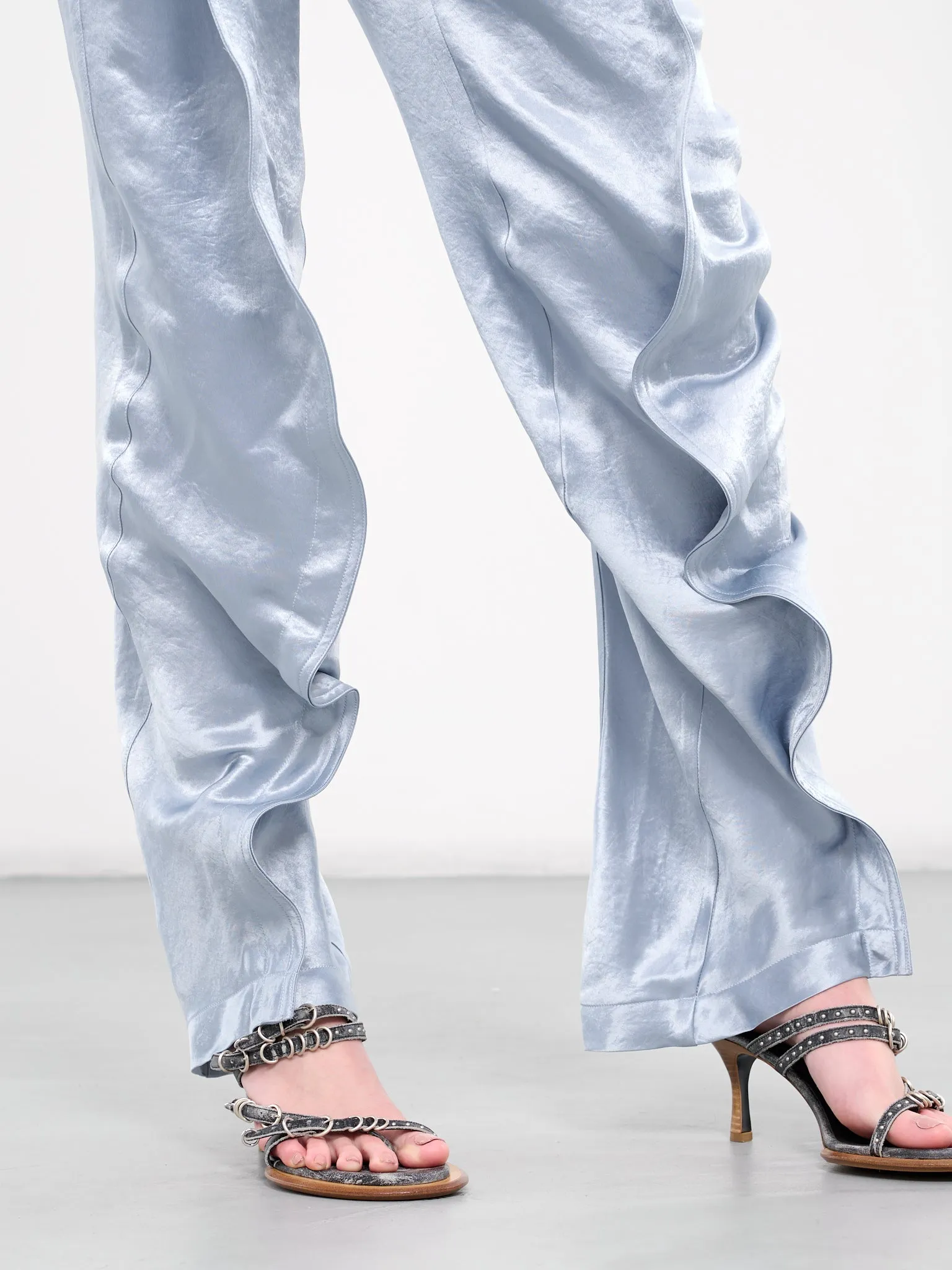 Banana Slim Pants (102PA001-F506-LIGHT-BLUE)