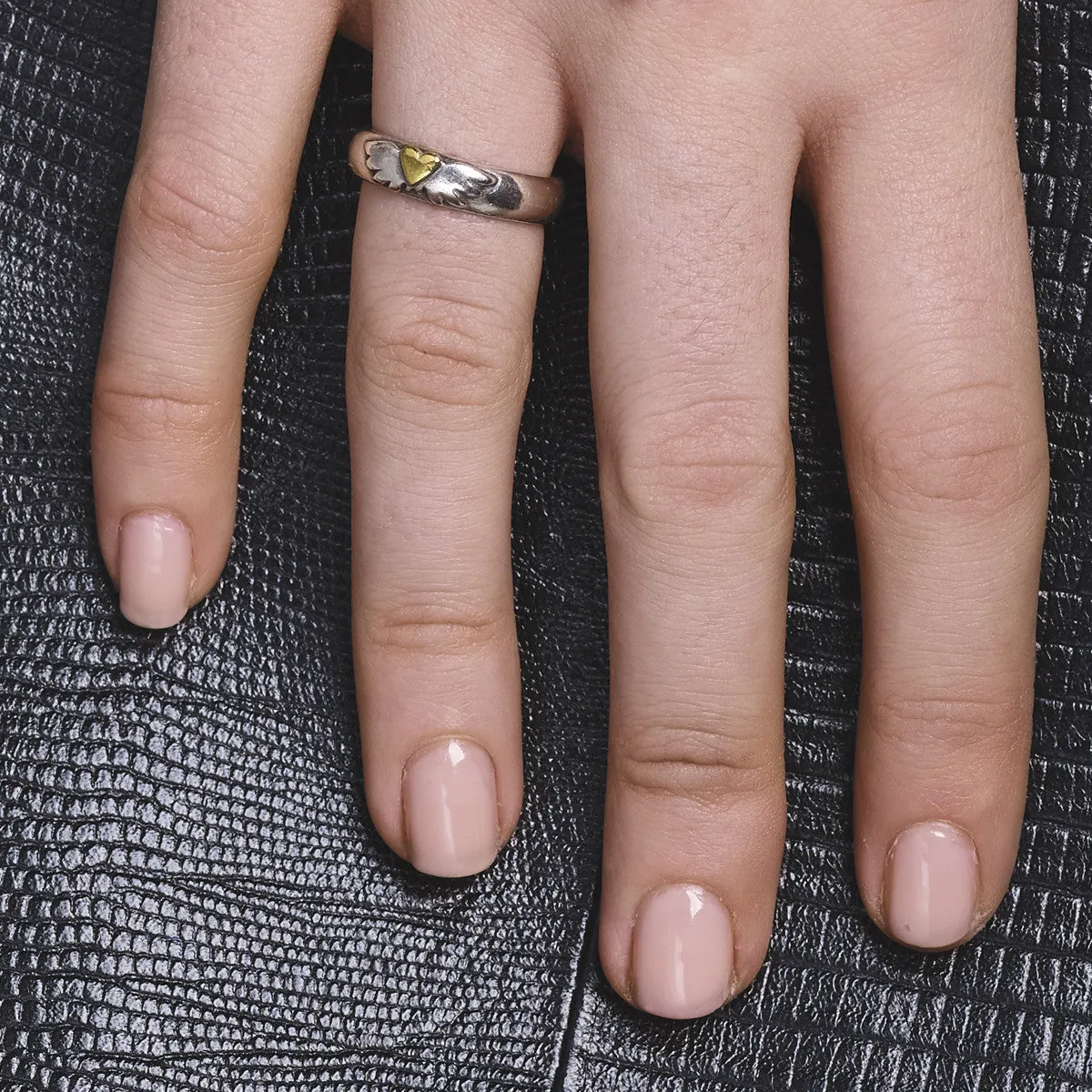 Fine Winged Heart Ring