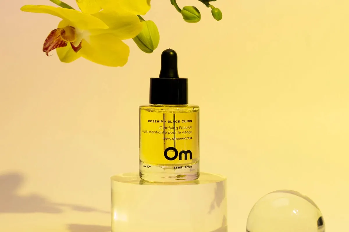Om Organics | Rosehip   Black Cumin Clarifying Face Oil