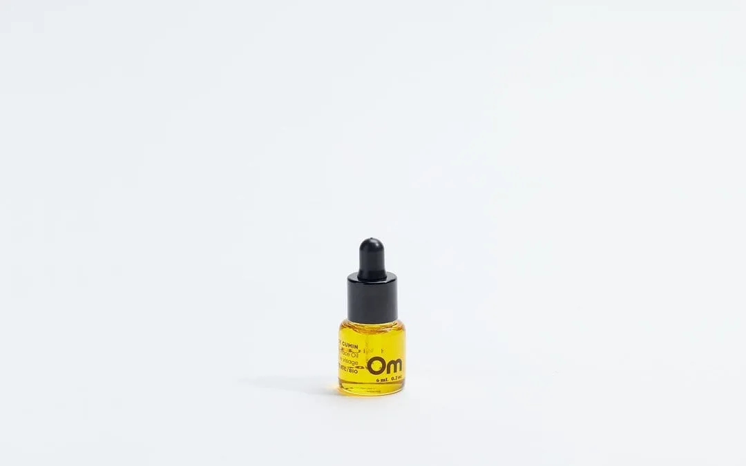 Om Organics | Rosehip   Black Cumin Clarifying Face Oil