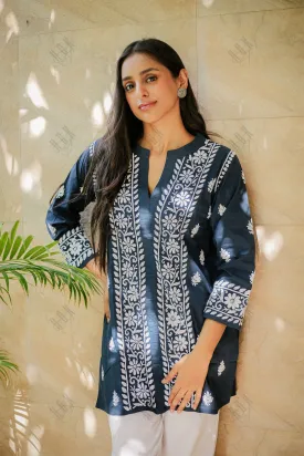 Saba Chikankari Short Kurta In Slub Cotton - Blue